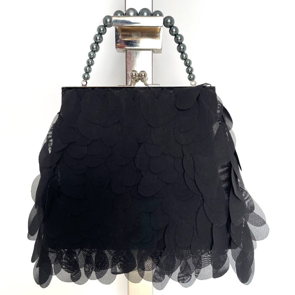 Chic Black Layered, Fabric Petal Women's Clutch